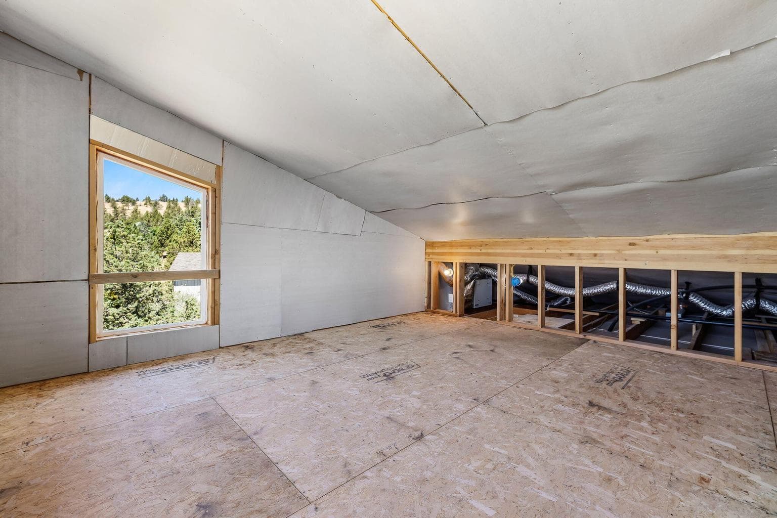 Photo of 11619 NW King Avenue 33 of 42