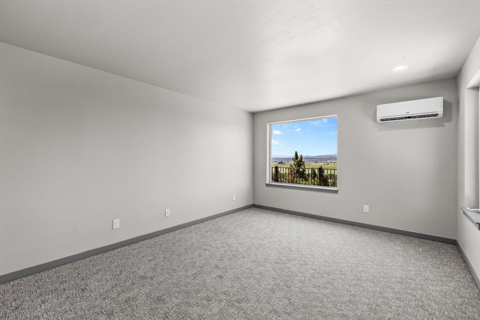 Photo of 11619 NW King Avenue 16 of 42