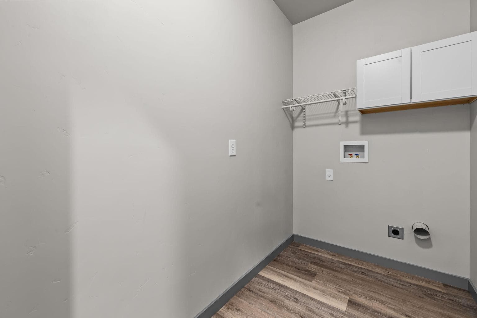 Photo of 11619 NW King Avenue 27 of 42