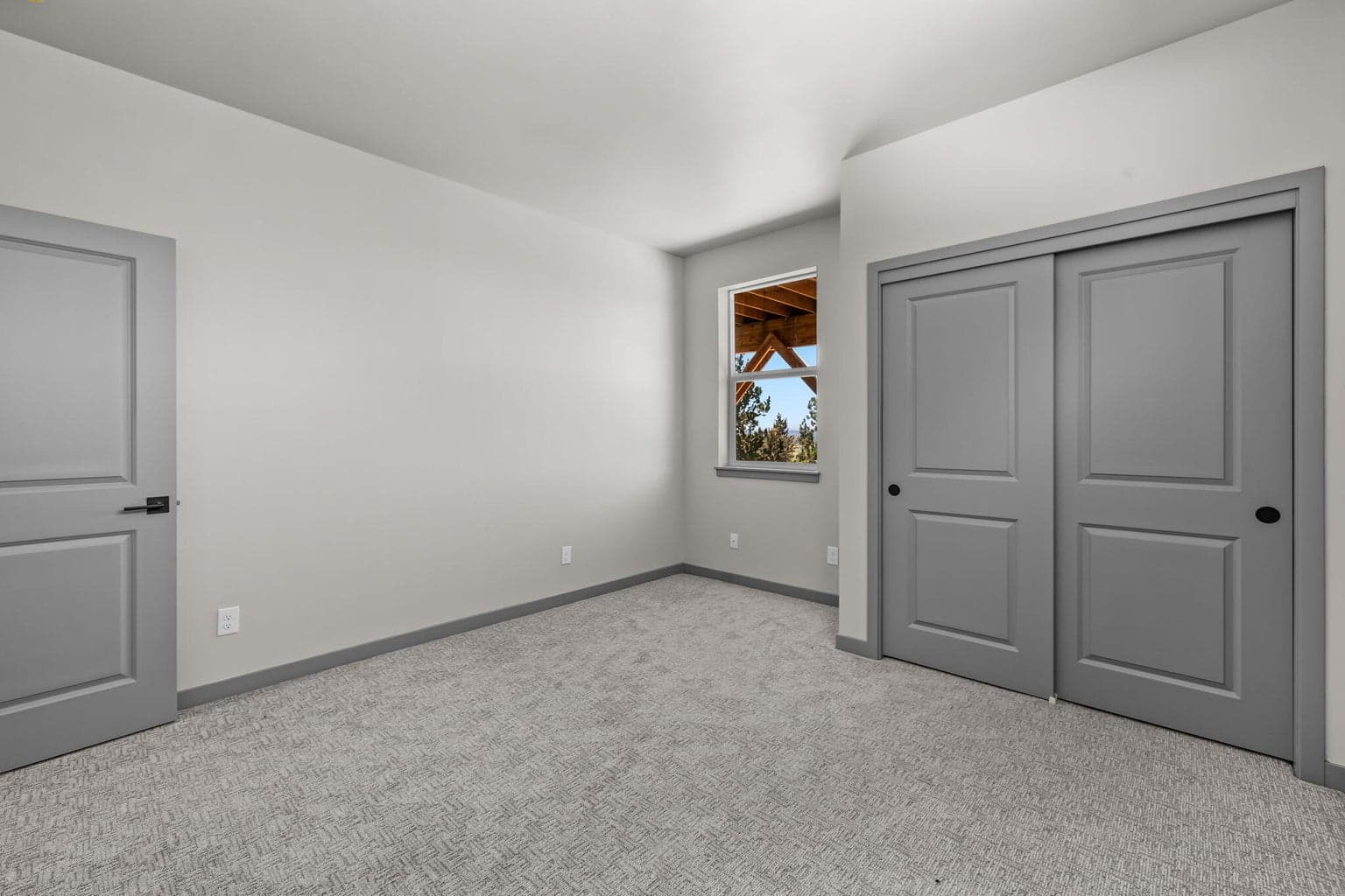 Photo of 11619 NW King Avenue 29 of 42