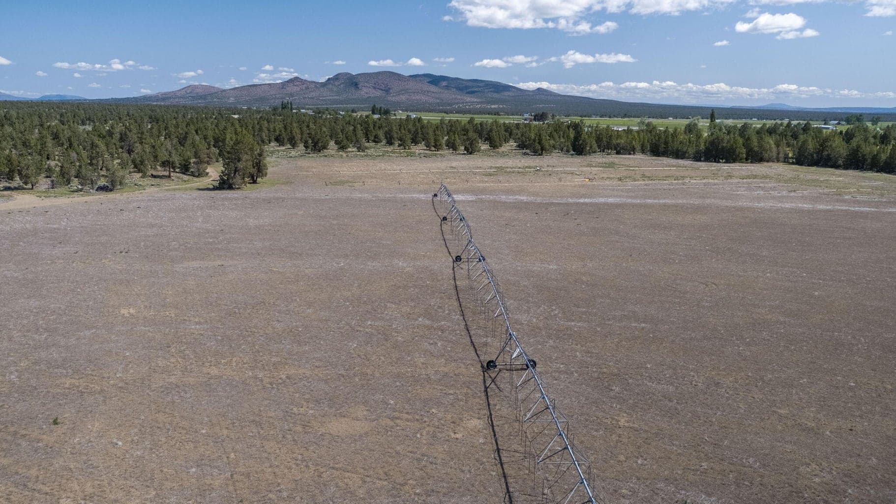 Photo of 25800 Alfalfa Market Road 7 of 33