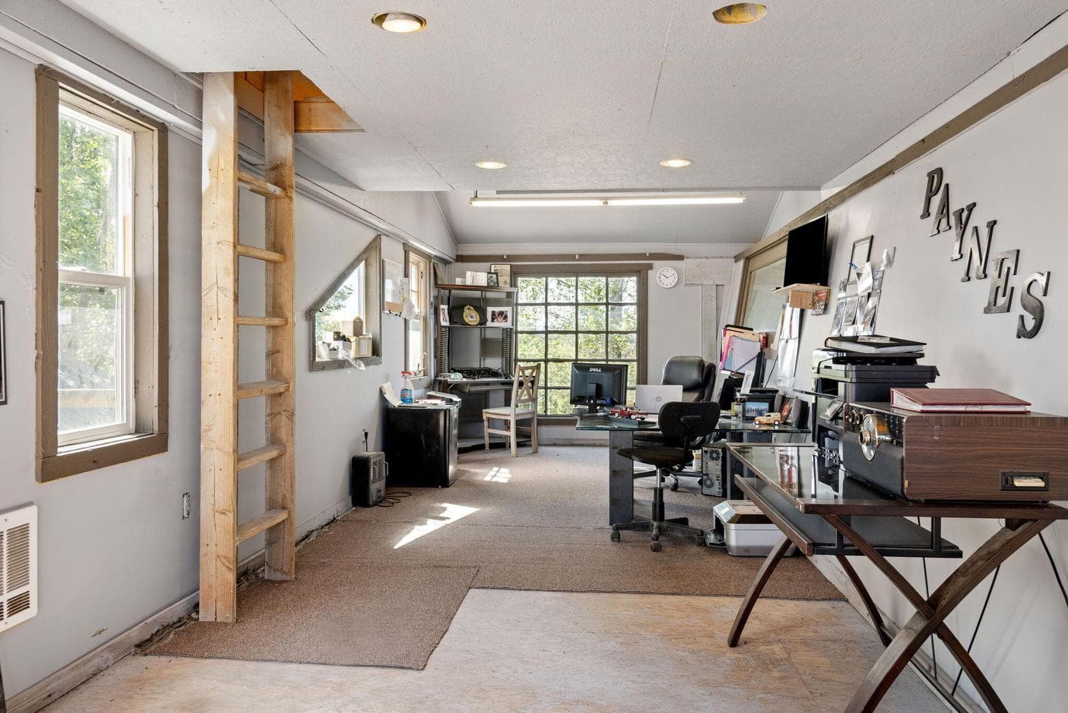 Photo of 25800 Alfalfa Market Road 21 of 33