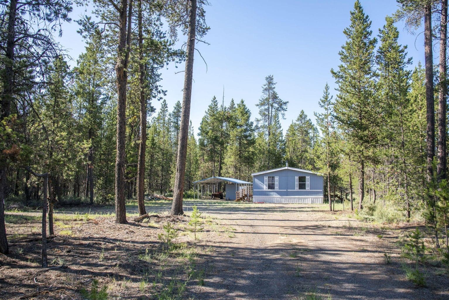 Photo of 15890 Parkway Drive 16 of 17