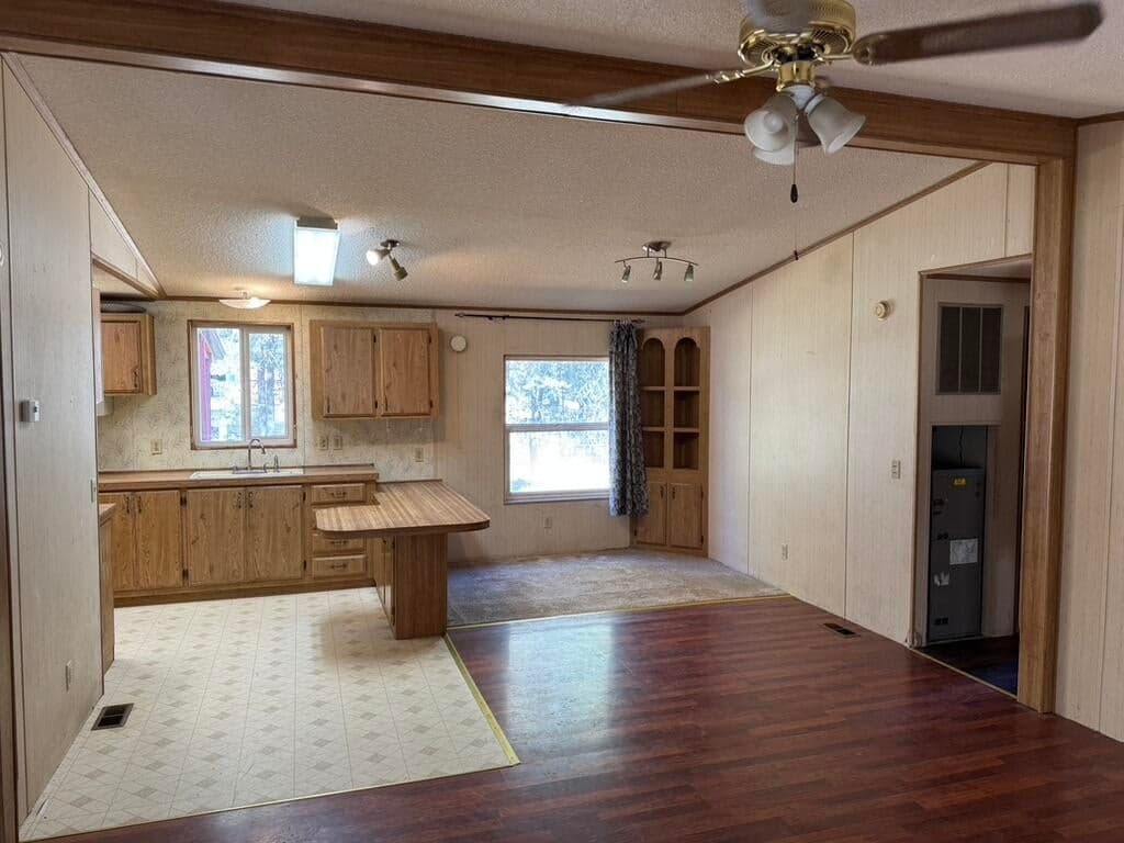 Photo of 52737 Wayside 3 of 20