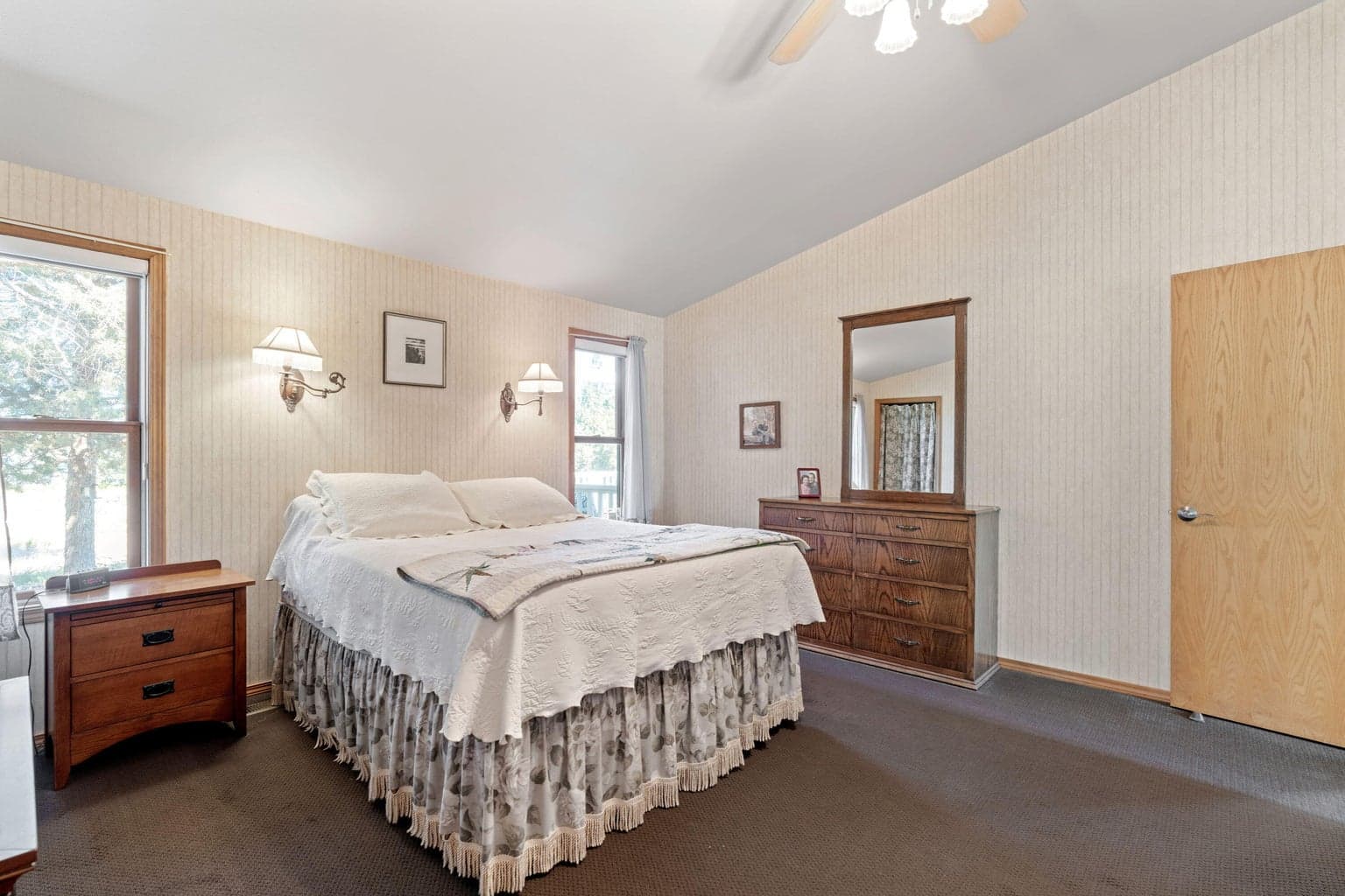 Photo of 23041 Chisholm Trail 24 of 46