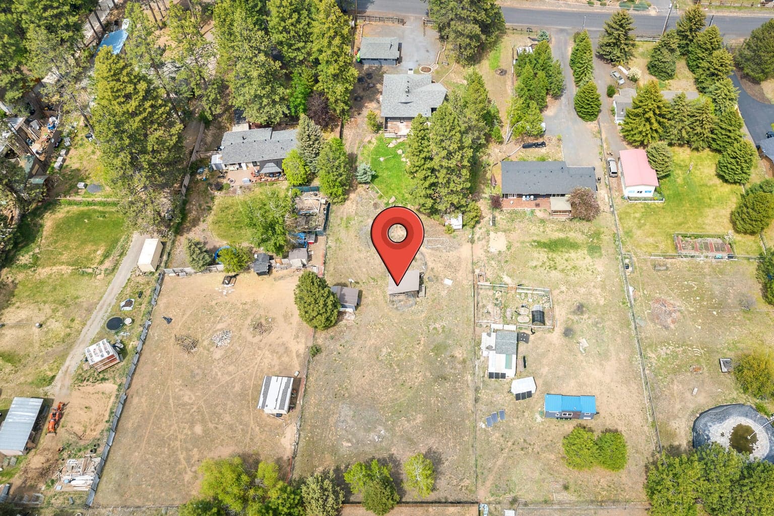 Photo of 19143 Pumice Butte Road 19 of 19