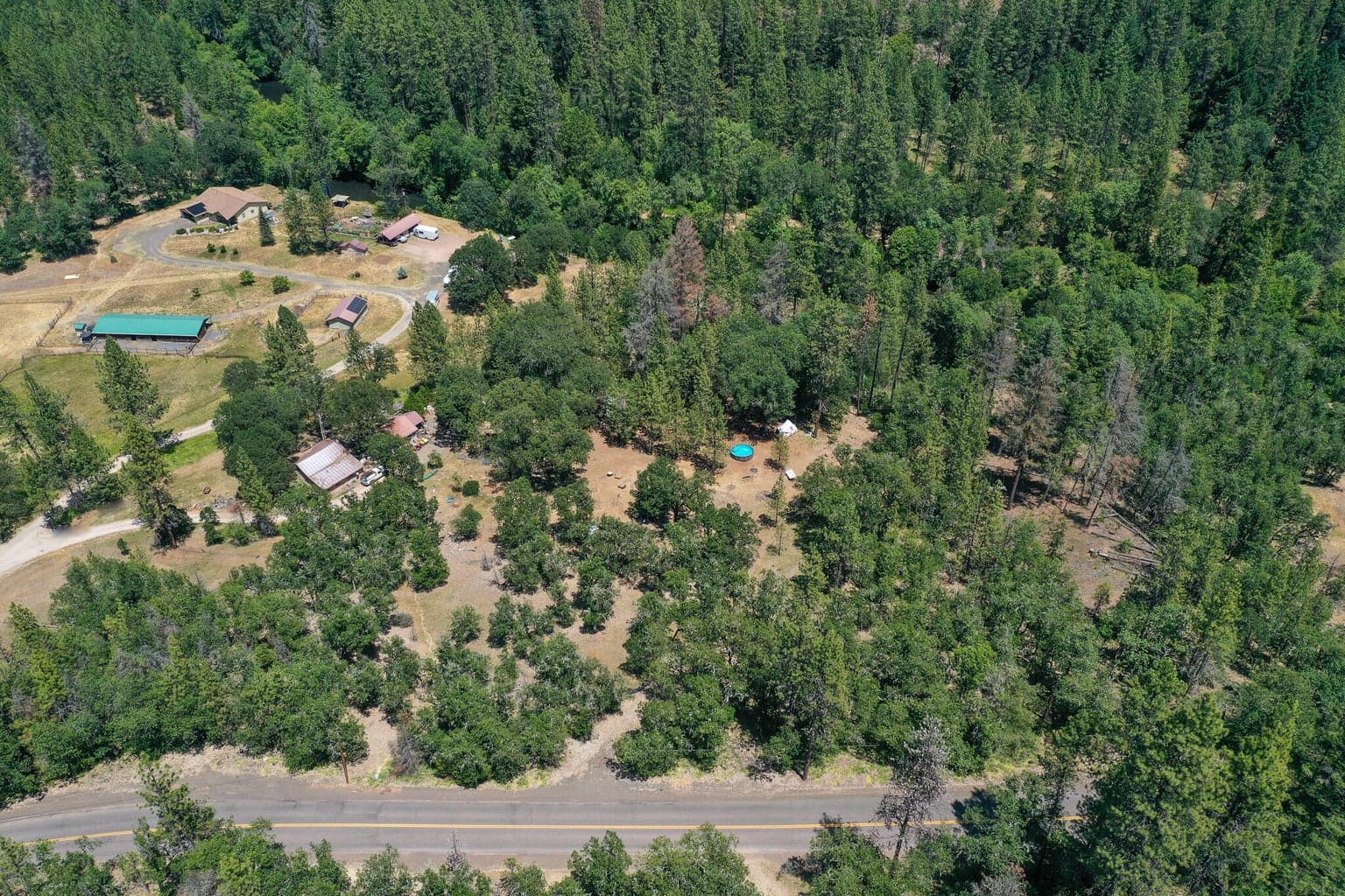 Photo of 6534 Crowfoot 4 of 21
