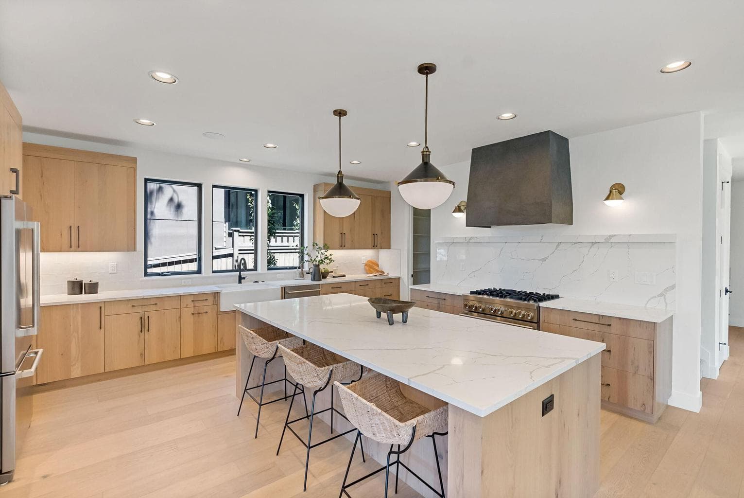Photo of 2984 NW Polarstar Avenue 18 of 67