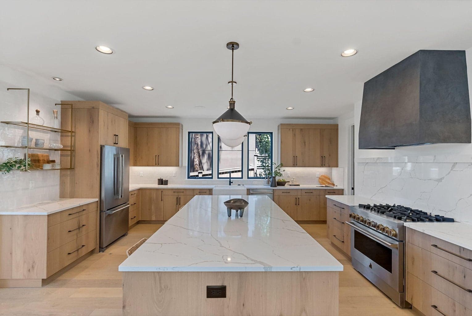 Photo of 2984 NW Polarstar Avenue 13 of 67