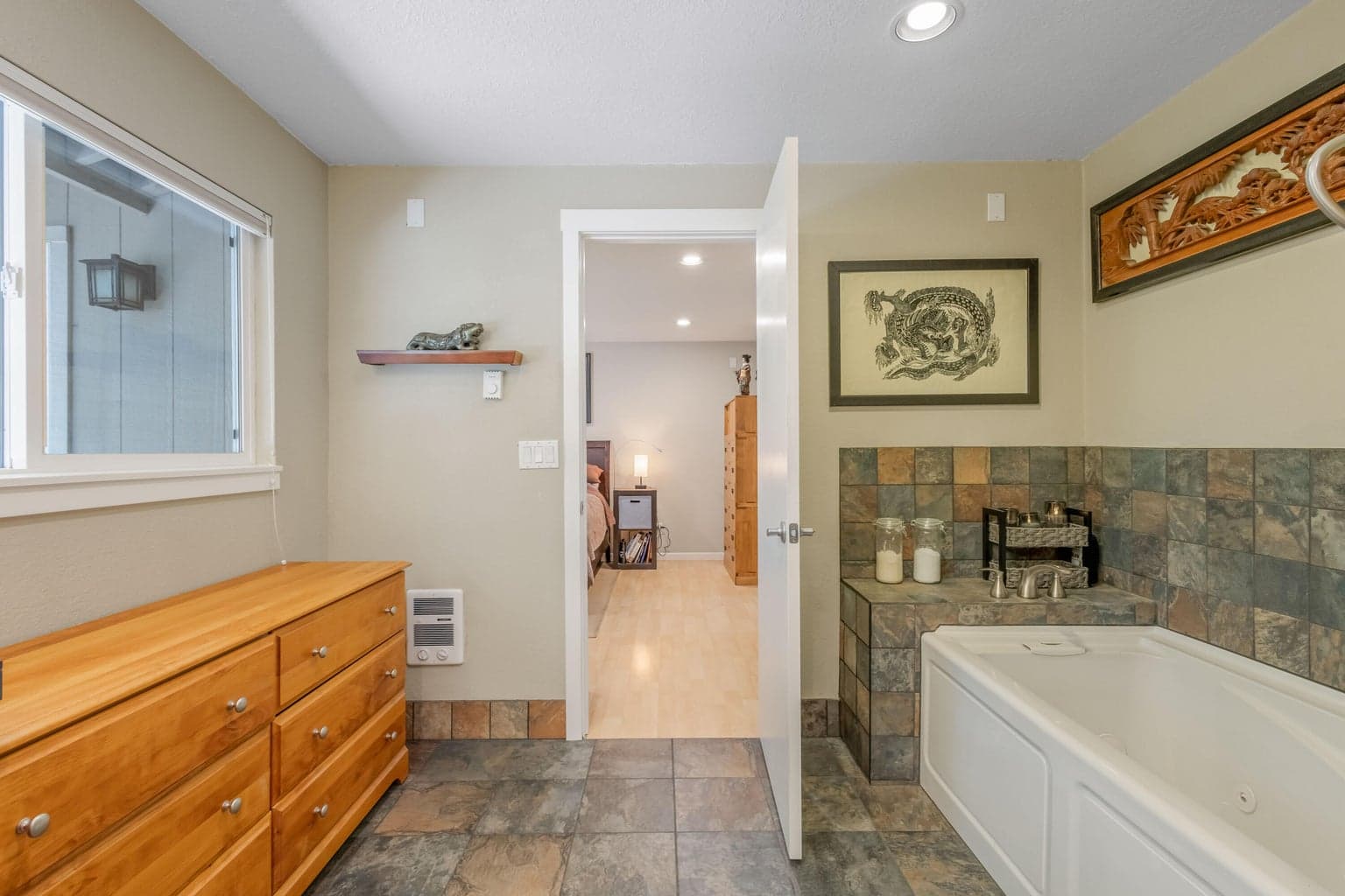 Photo of 60939 Amethyst Street 17 of 33