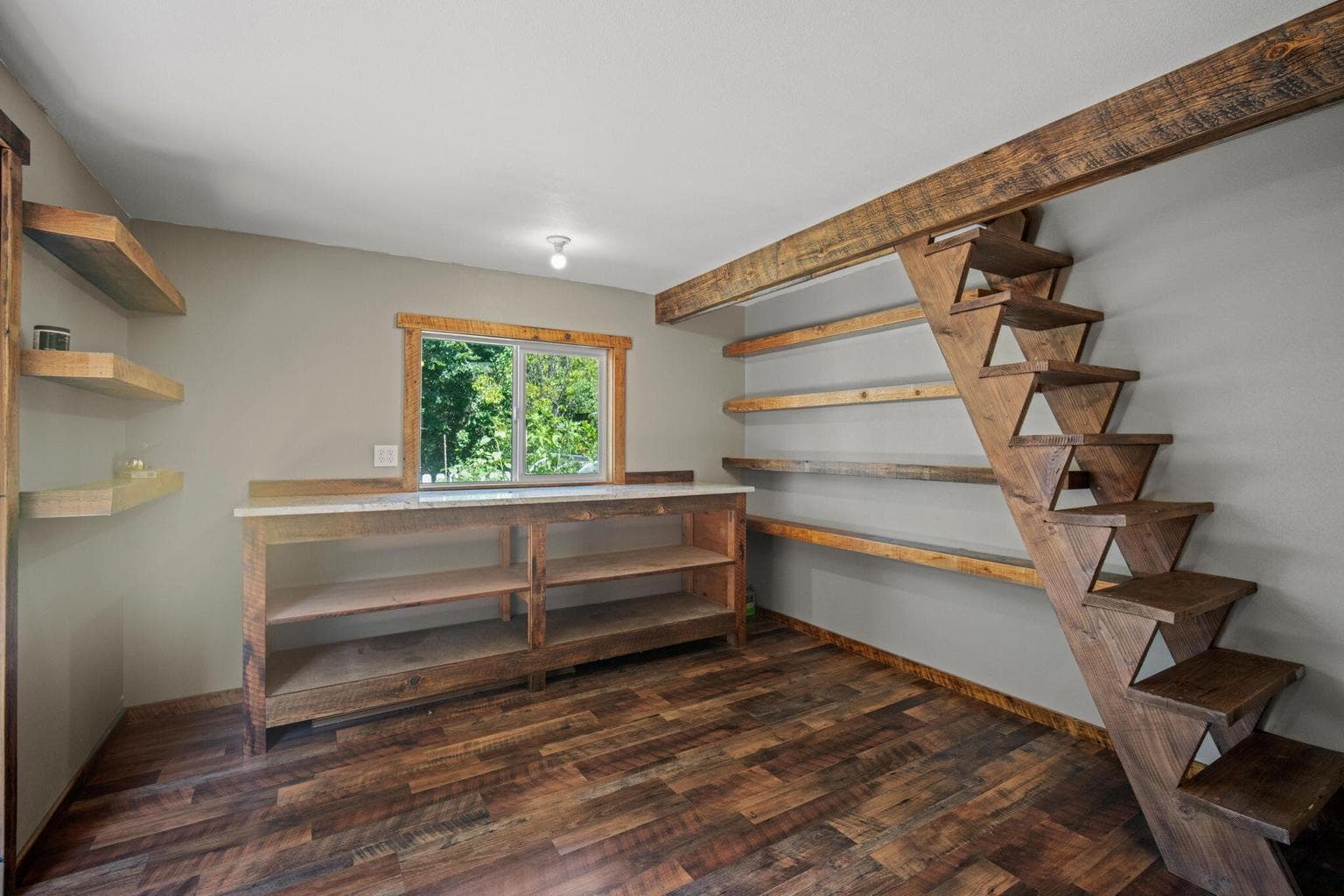 Photo of 21035 Pinehaven Avenue 11 of 81