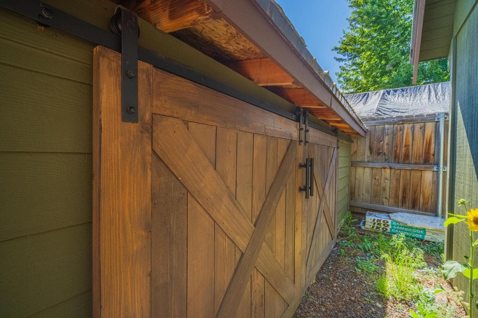 Photo of 21035 Pinehaven Avenue 20 of 81