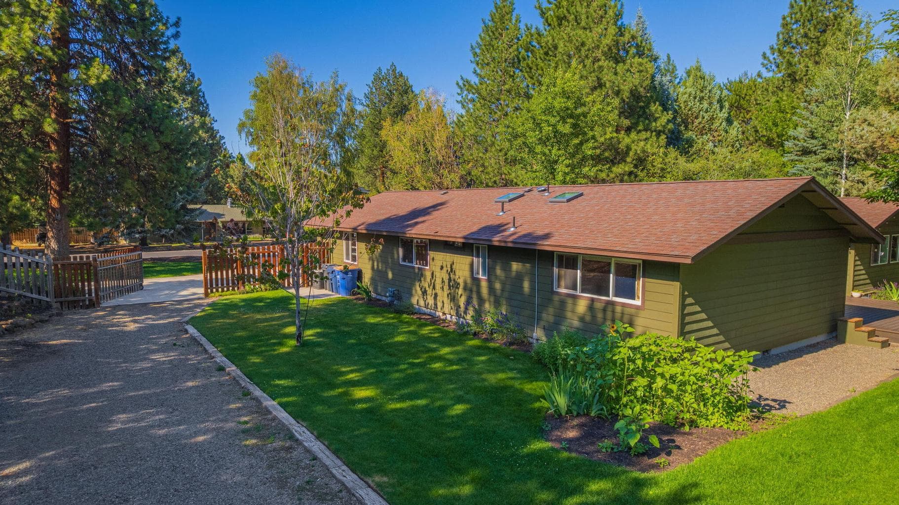 Photo of 21035 Pinehaven Avenue 22 of 81