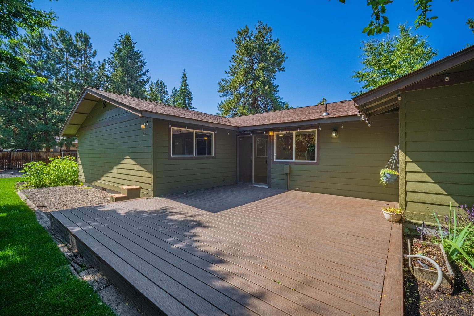 Photo of 21035 Pinehaven Avenue 24 of 81