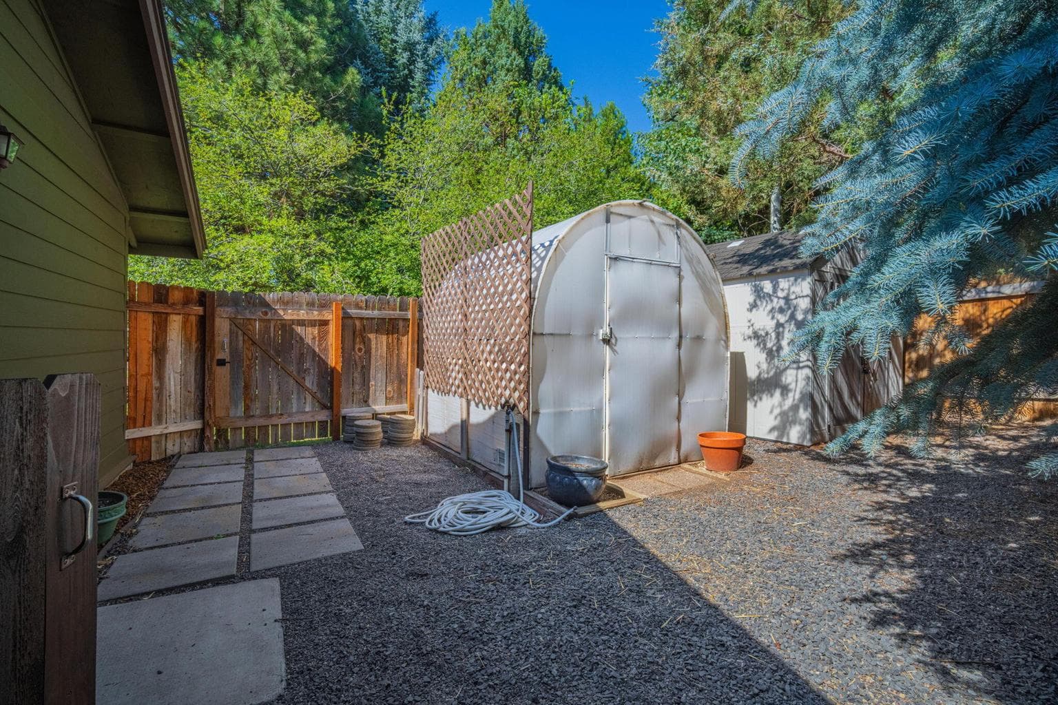 Photo of 21035 Pinehaven Avenue 32 of 81
