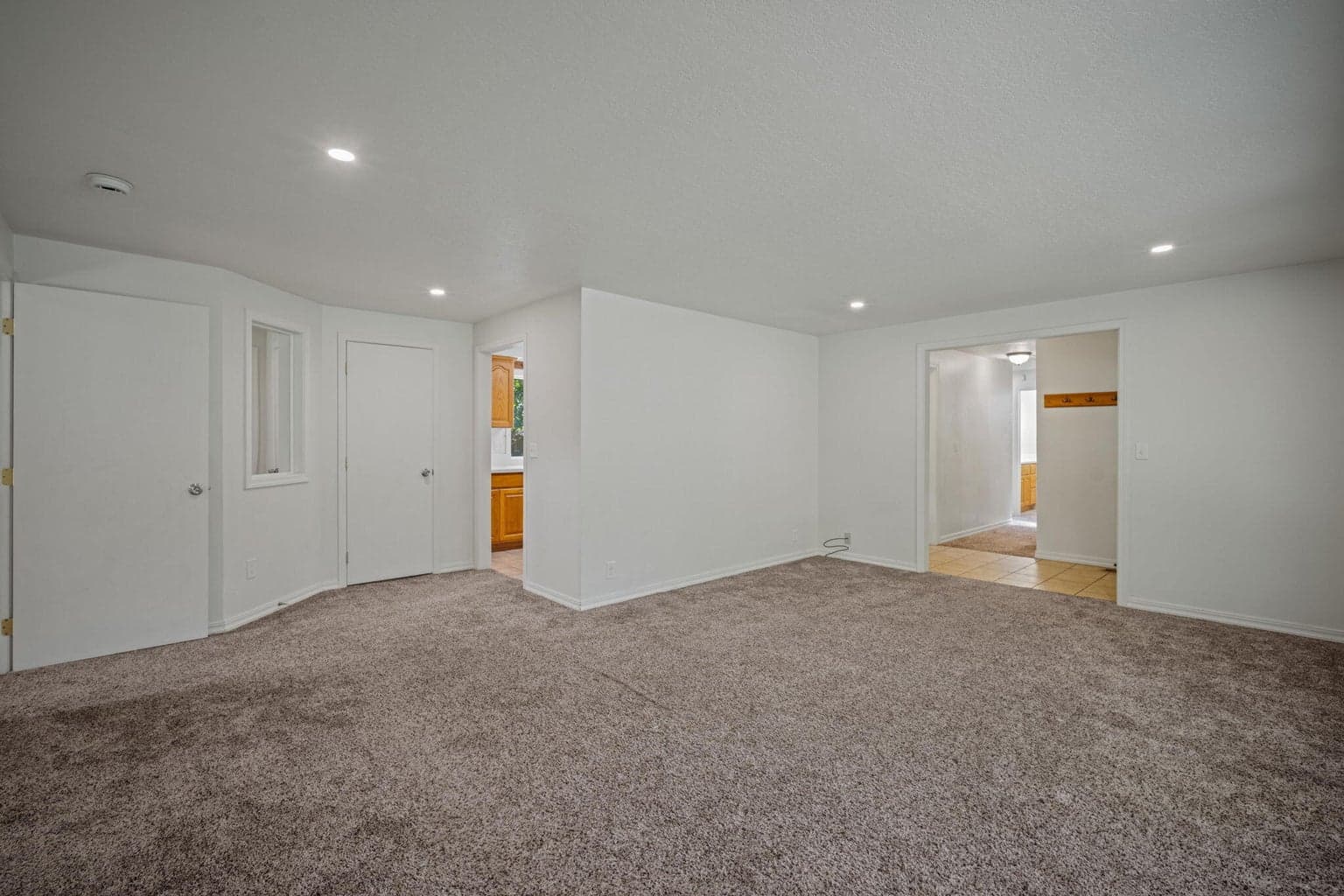 Photo of 21035 Pinehaven Avenue 52 of 81