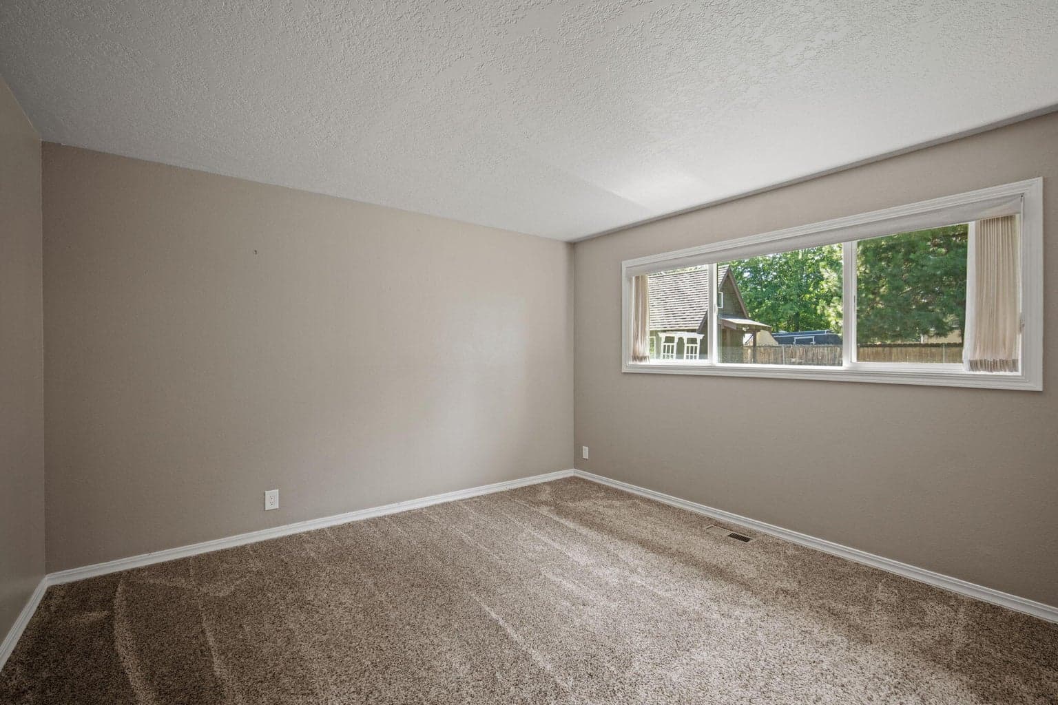 Photo of 21035 Pinehaven Avenue 68 of 81