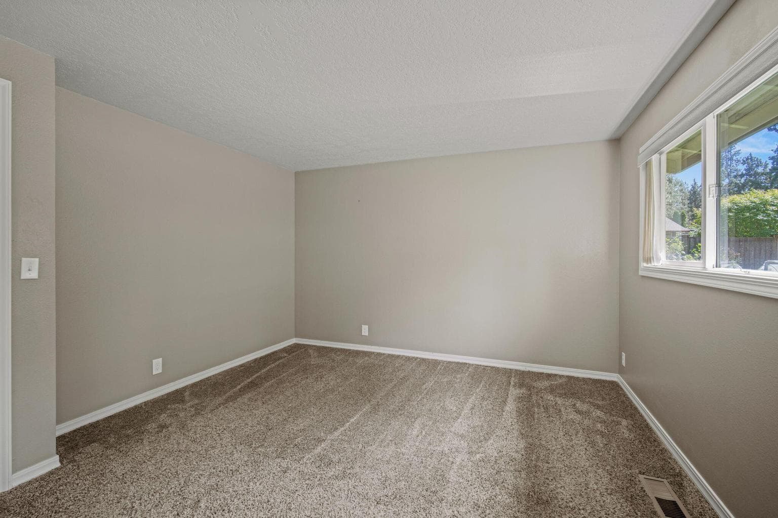 Photo of 21035 Pinehaven Avenue 70 of 81