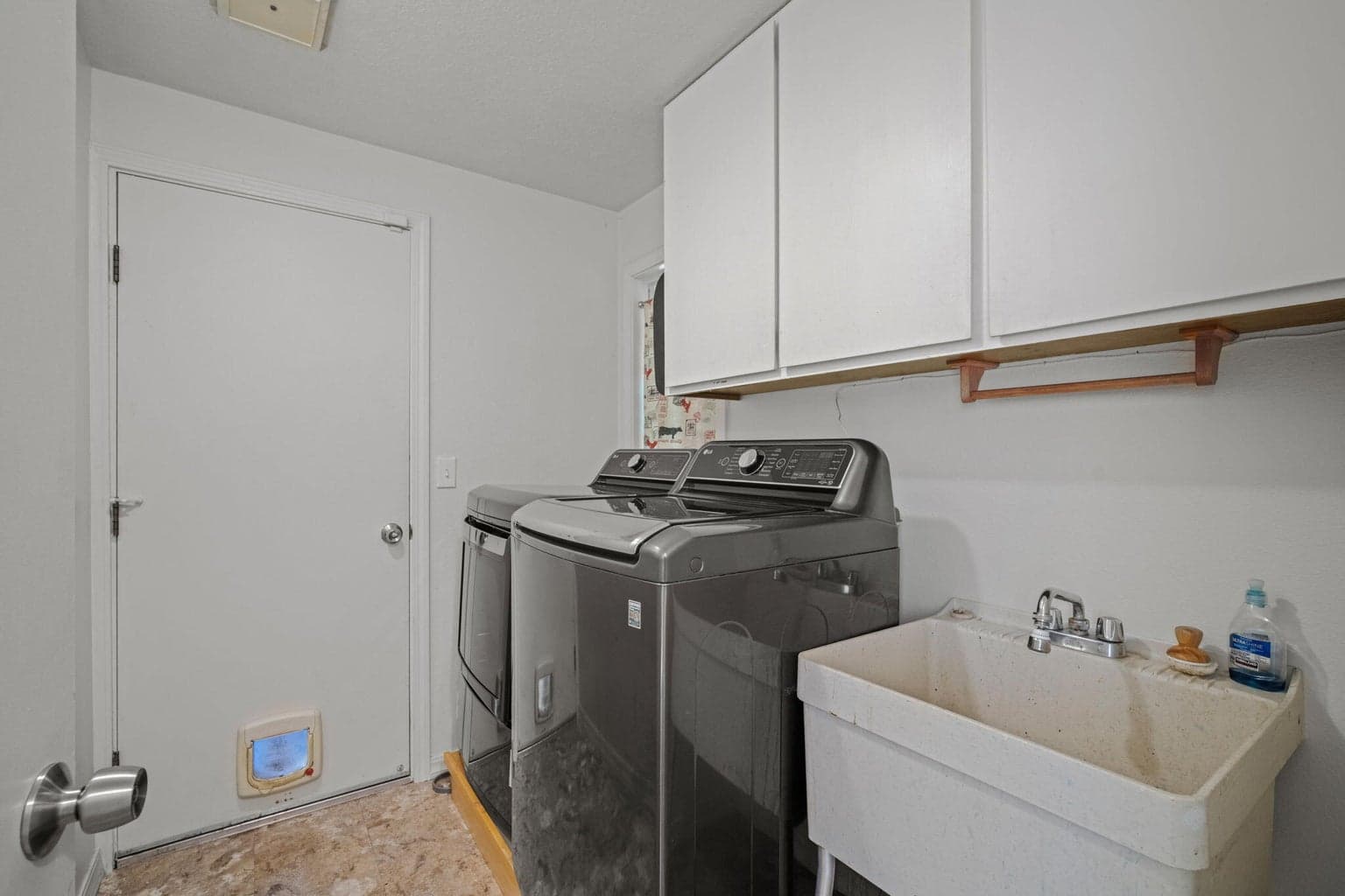 Photo of 21035 Pinehaven Avenue 76 of 81