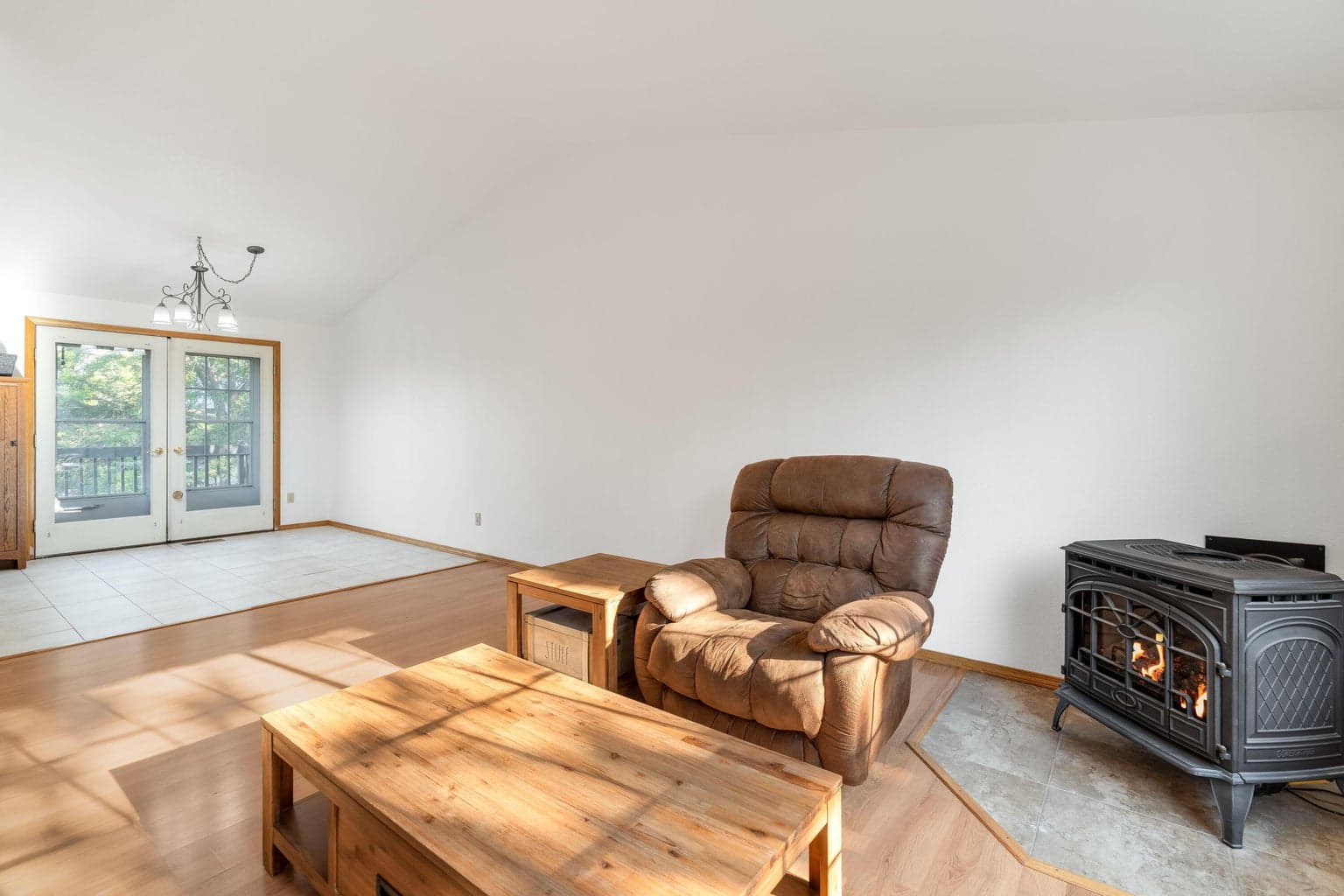 Gas fireplace in upstairs living room.
