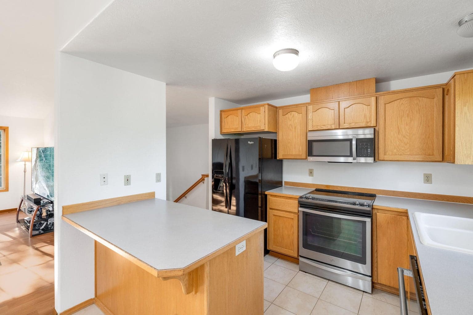 Photo of 3147 NE Purcell Boulevard 13 of 36