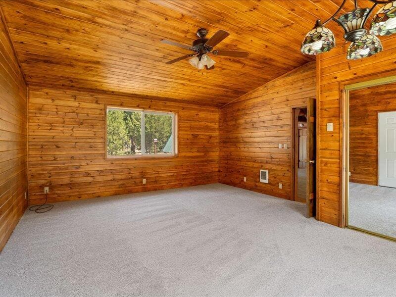 Photo of 15675 Twin Drive 11 of 26