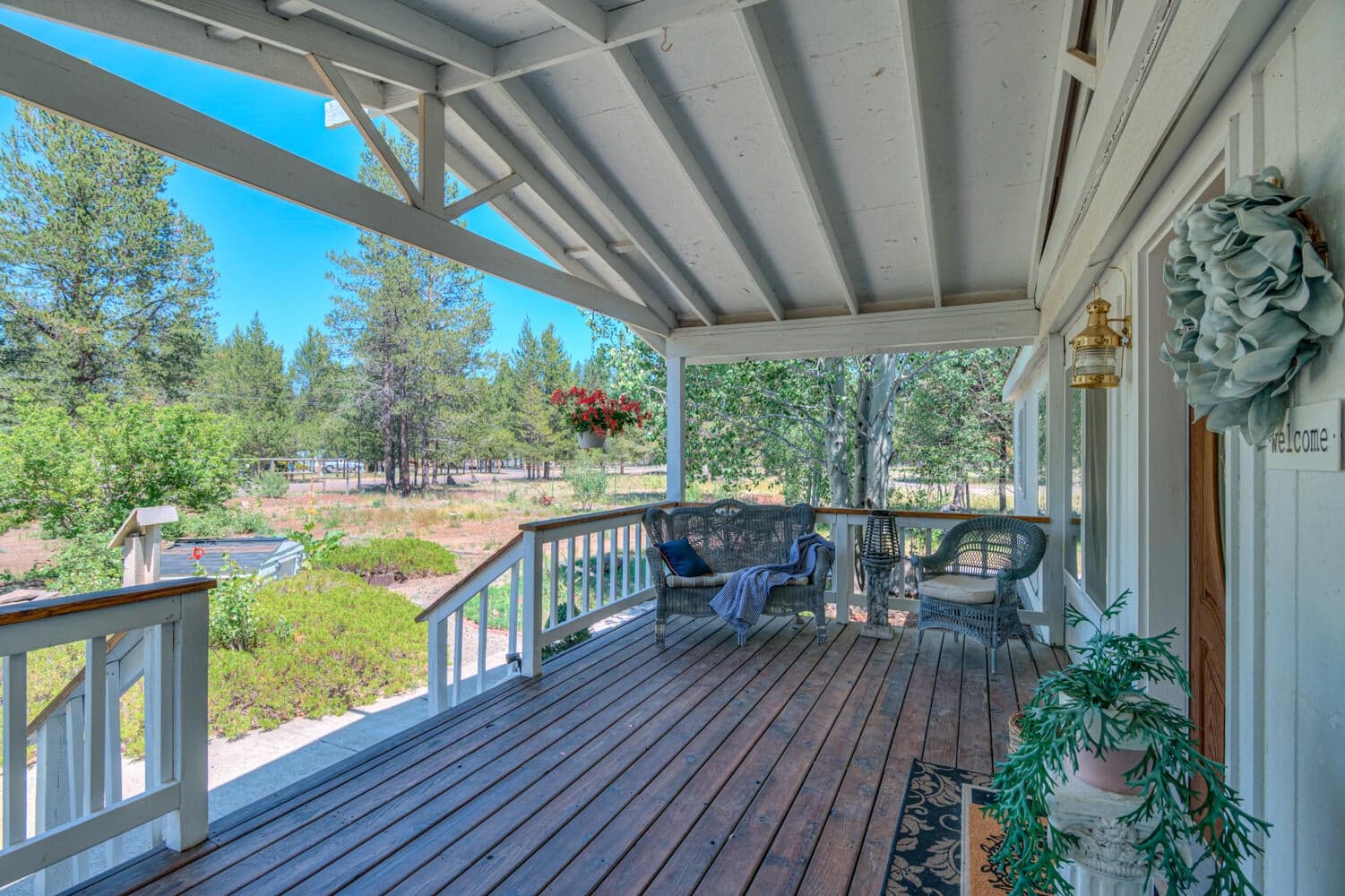 Photo of 11630 Beechwood Drive 8 of 45