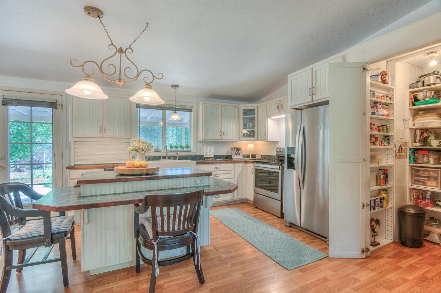 Photo of 11630 Beechwood Drive 15 of 45