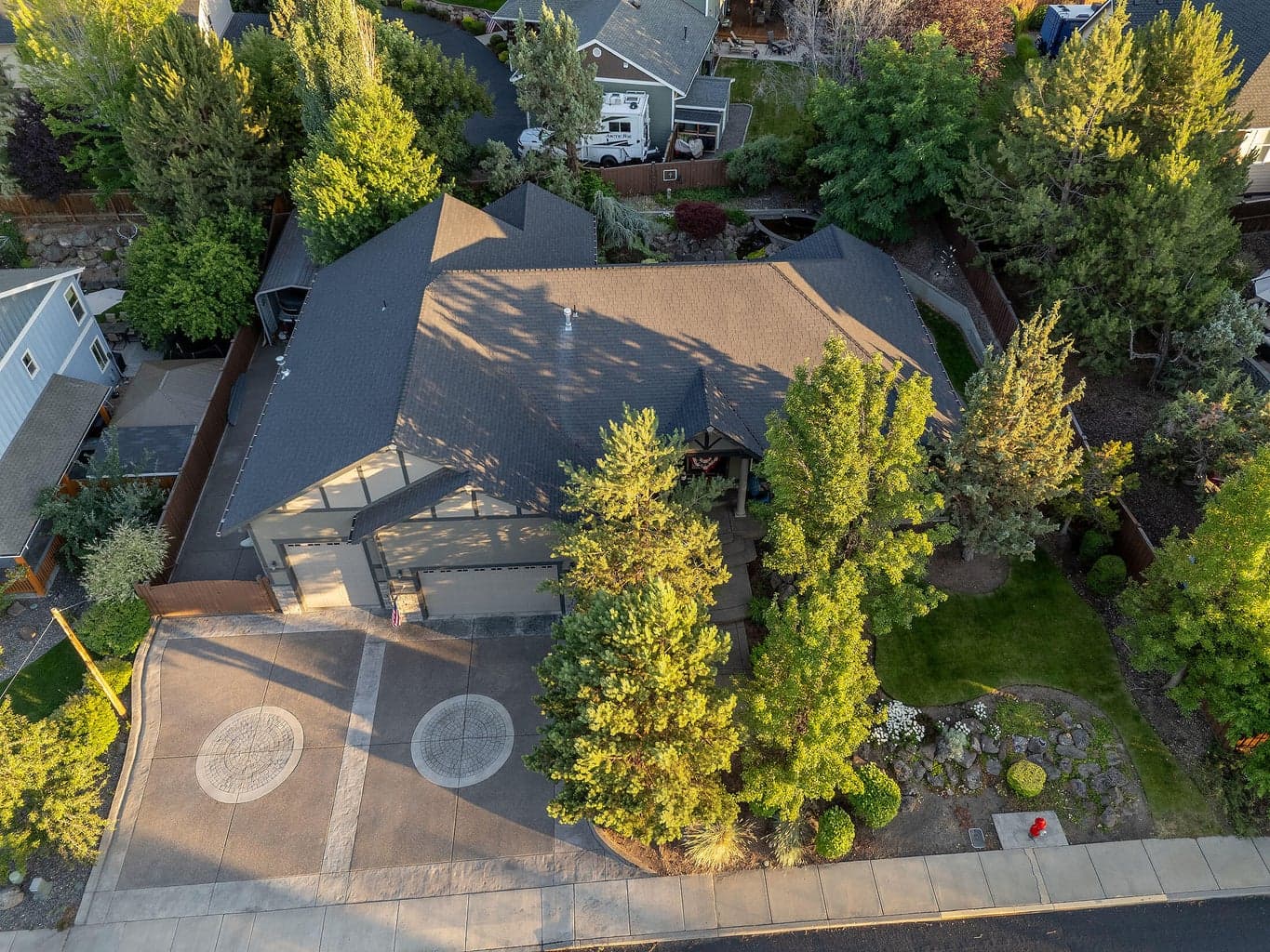 Photo of 3792 SW Salmon Avenue 50 of 53