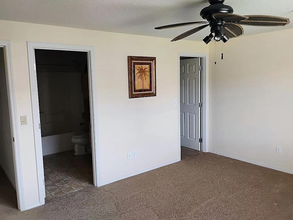 Photo of 578 SE Sugar Pine Way 7 of 18