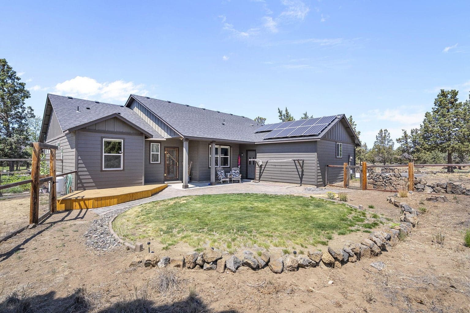 Photo of 64350 Old Bend Redmond Hwy 50 of 62