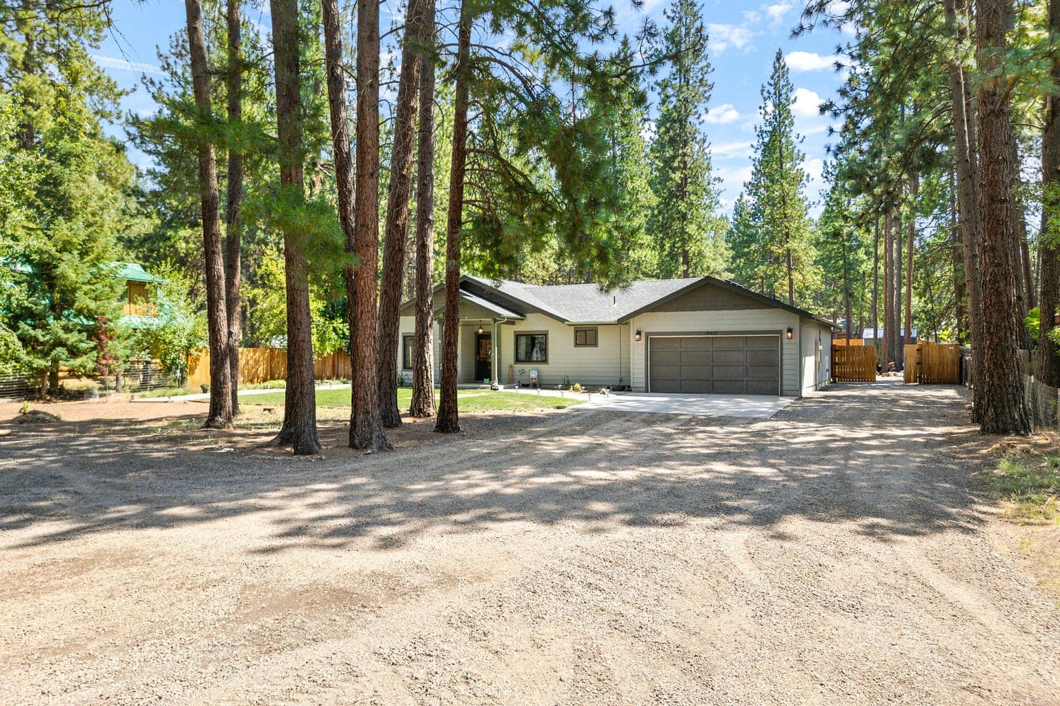 Photo of 19415 Comanche Circle 32 of 54