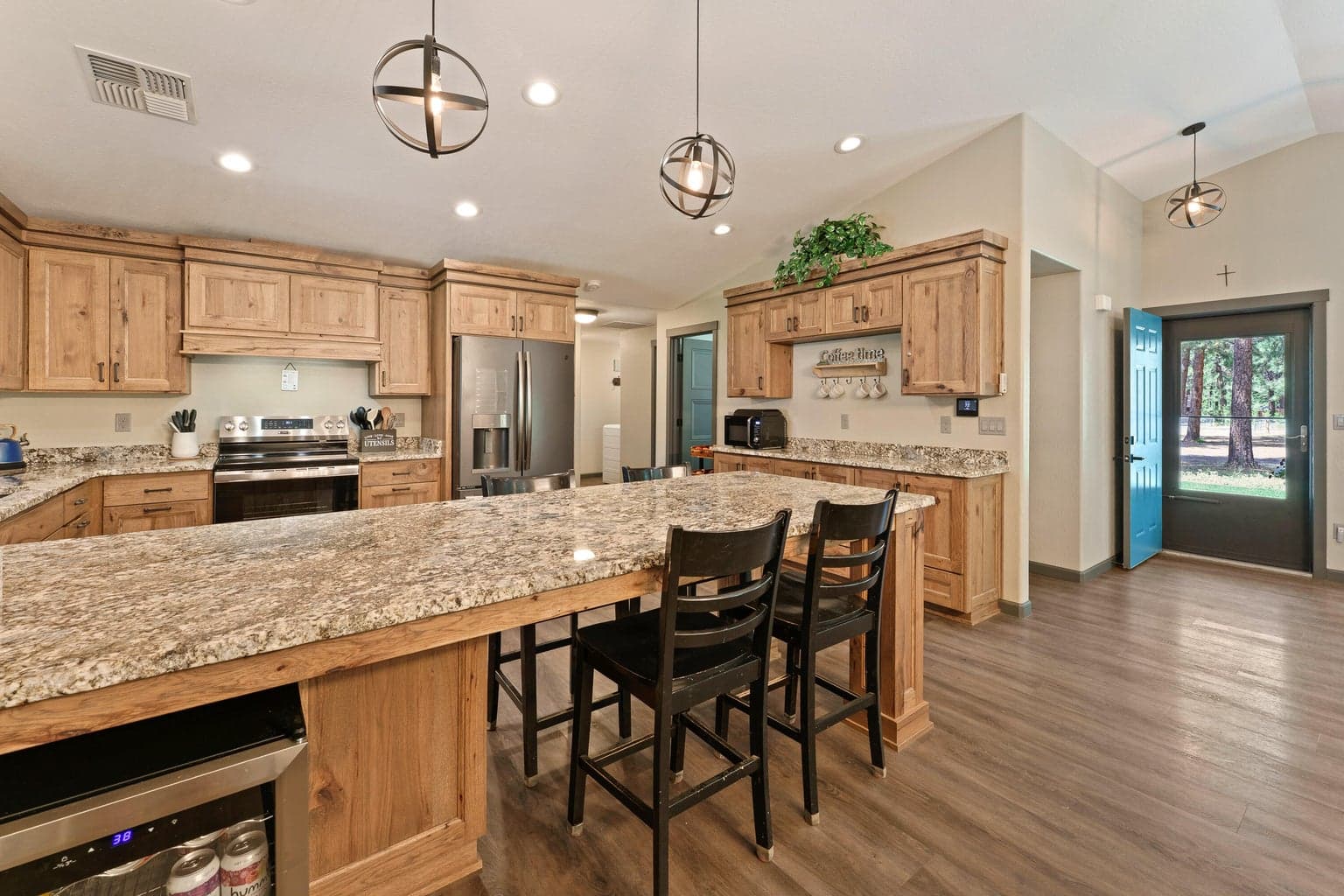 Photo of 19415 Comanche Circle 12 of 54