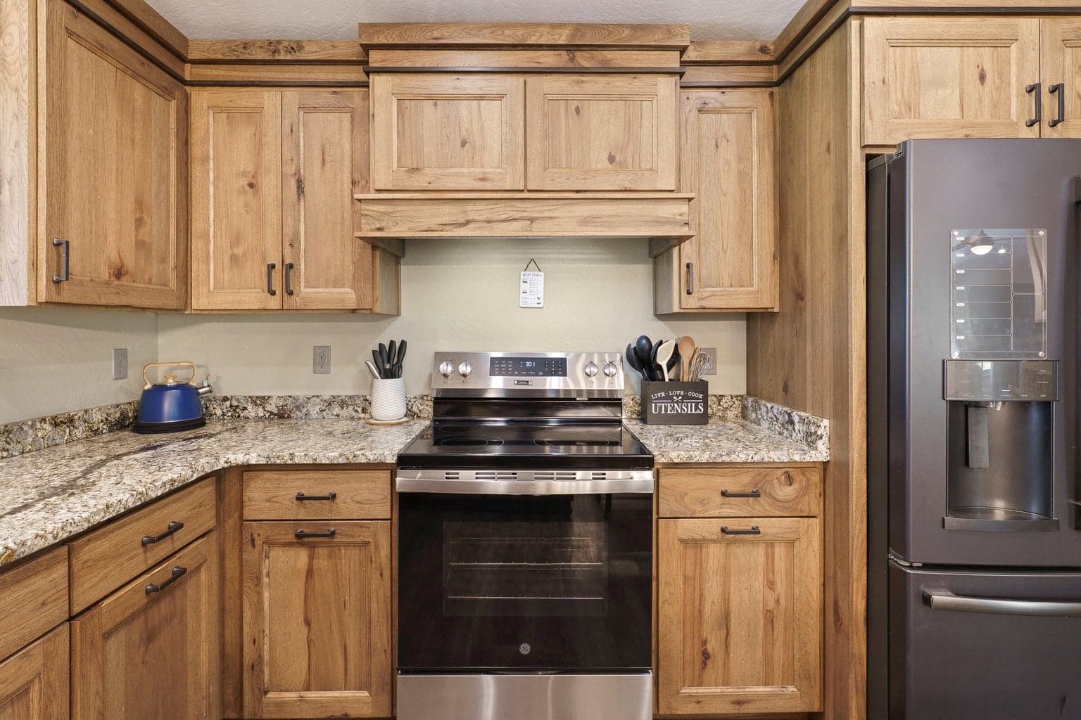 Photo of 19415 Comanche Circle 14 of 54