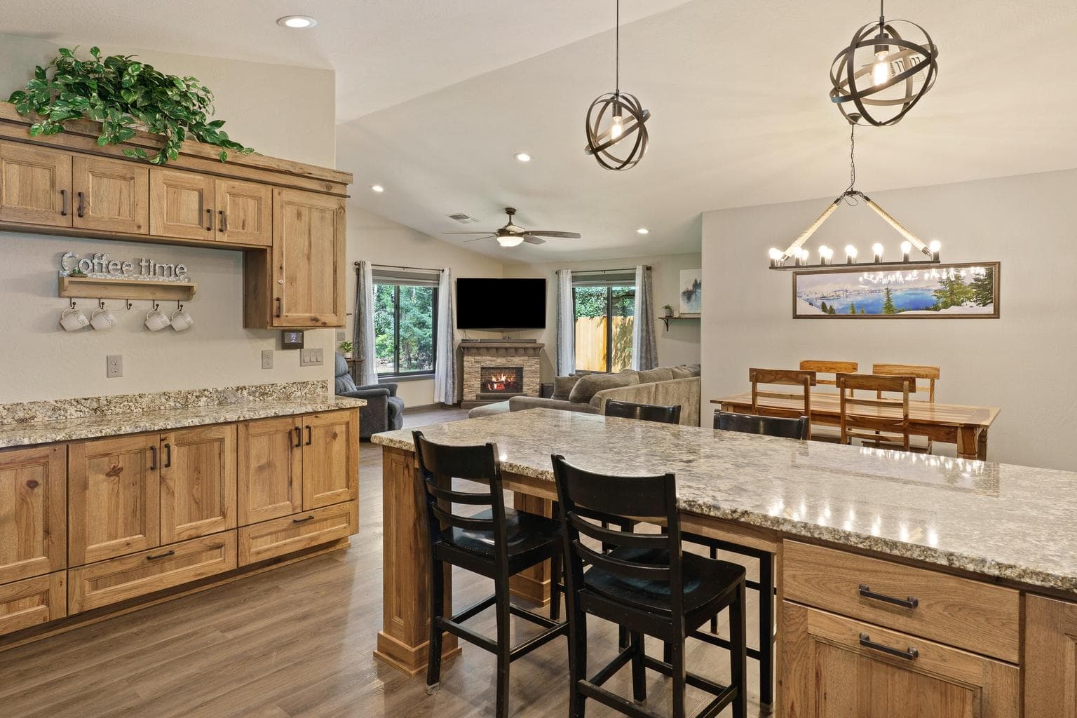Photo of 19415 Comanche Circle 16 of 54