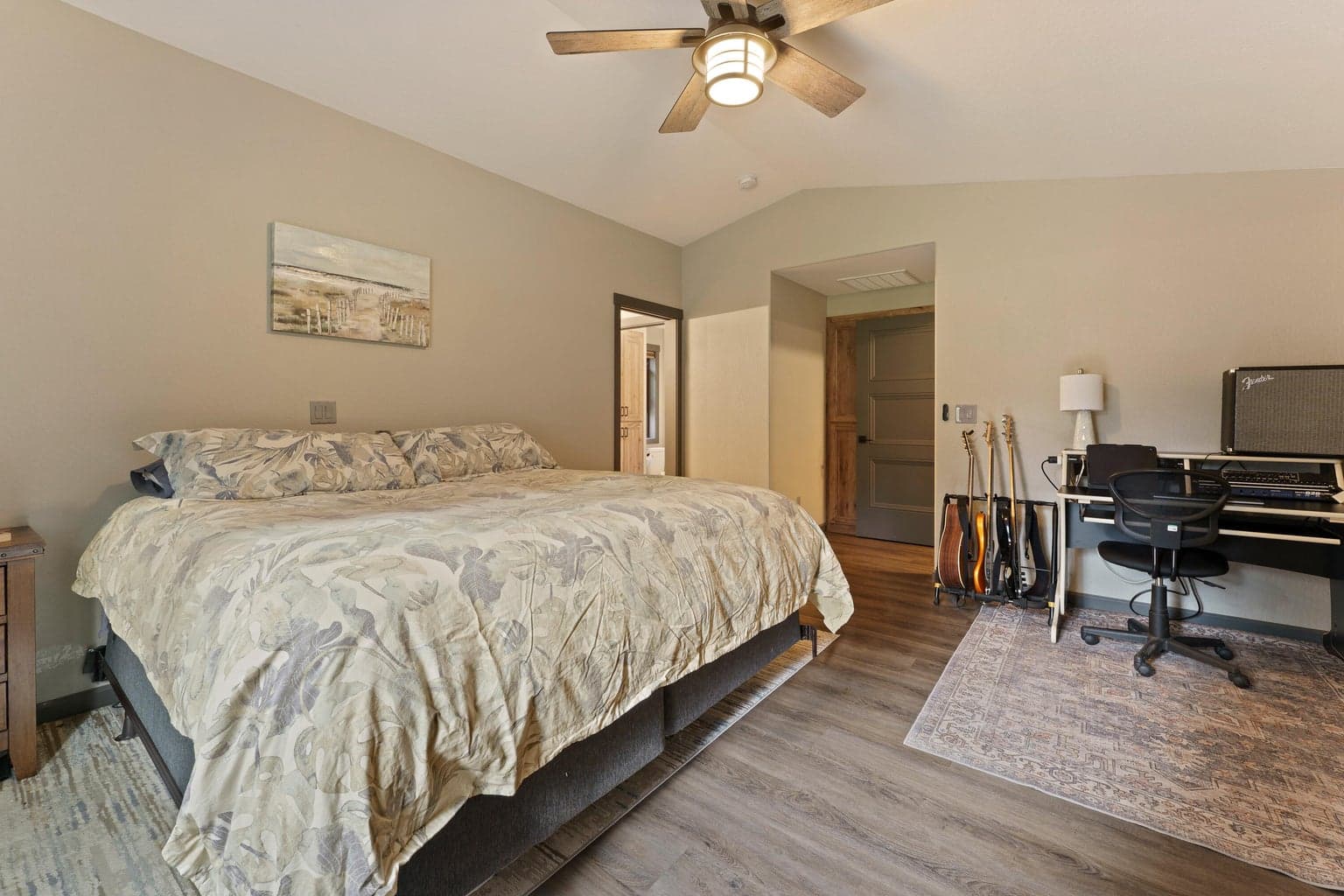 Photo of 19415 Comanche Circle 23 of 54