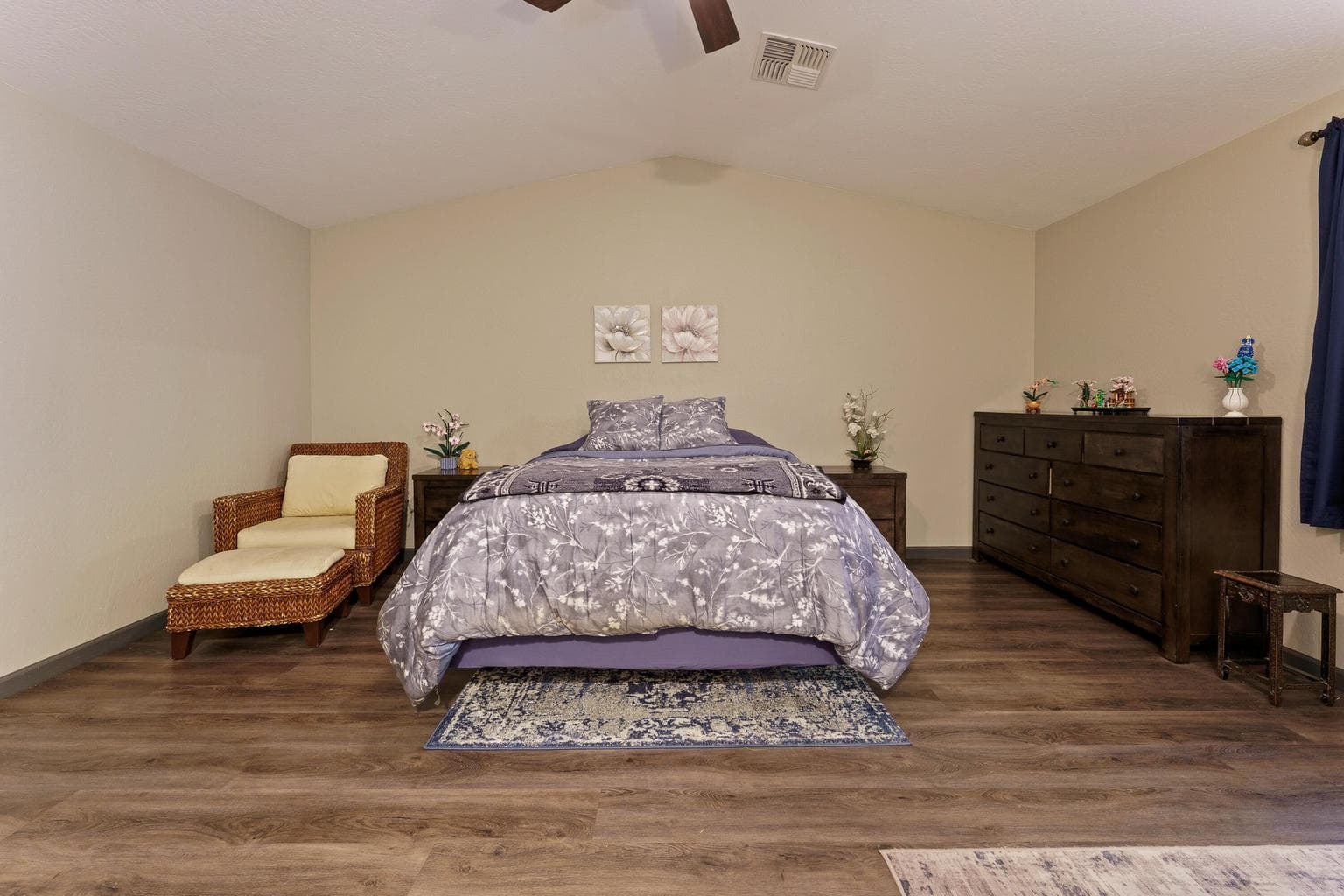 Photo of 19415 Comanche Circle 27 of 54