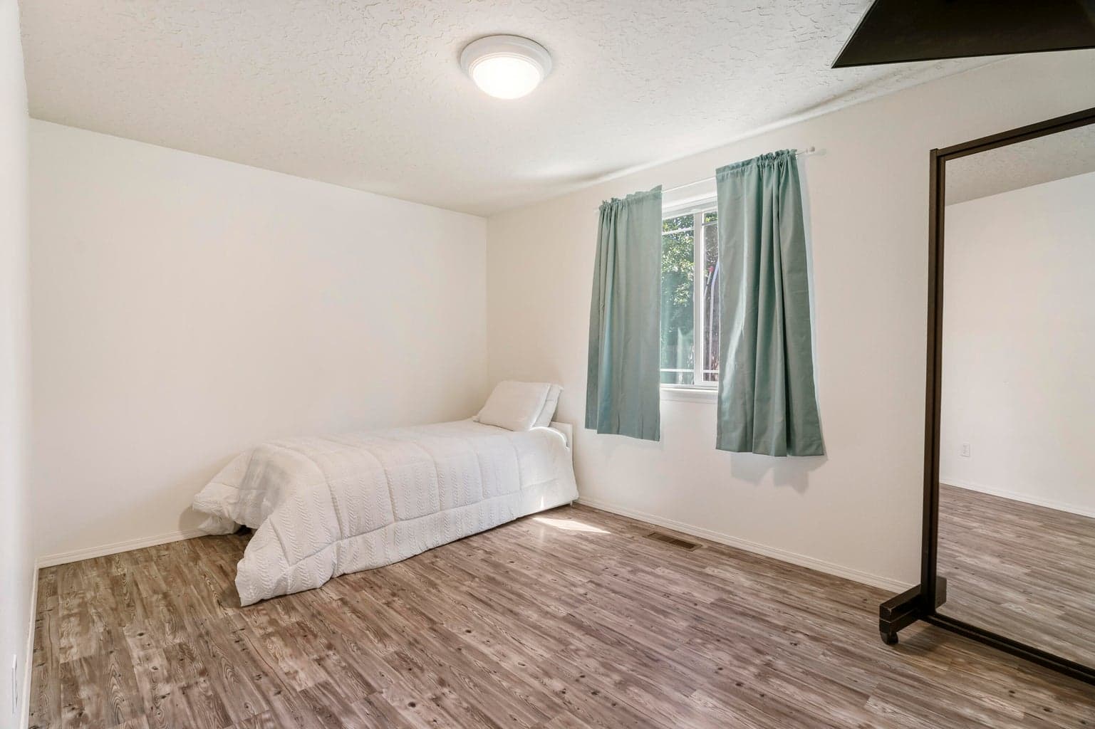 Photo of 2907 NE Marea Drive 29 of 37