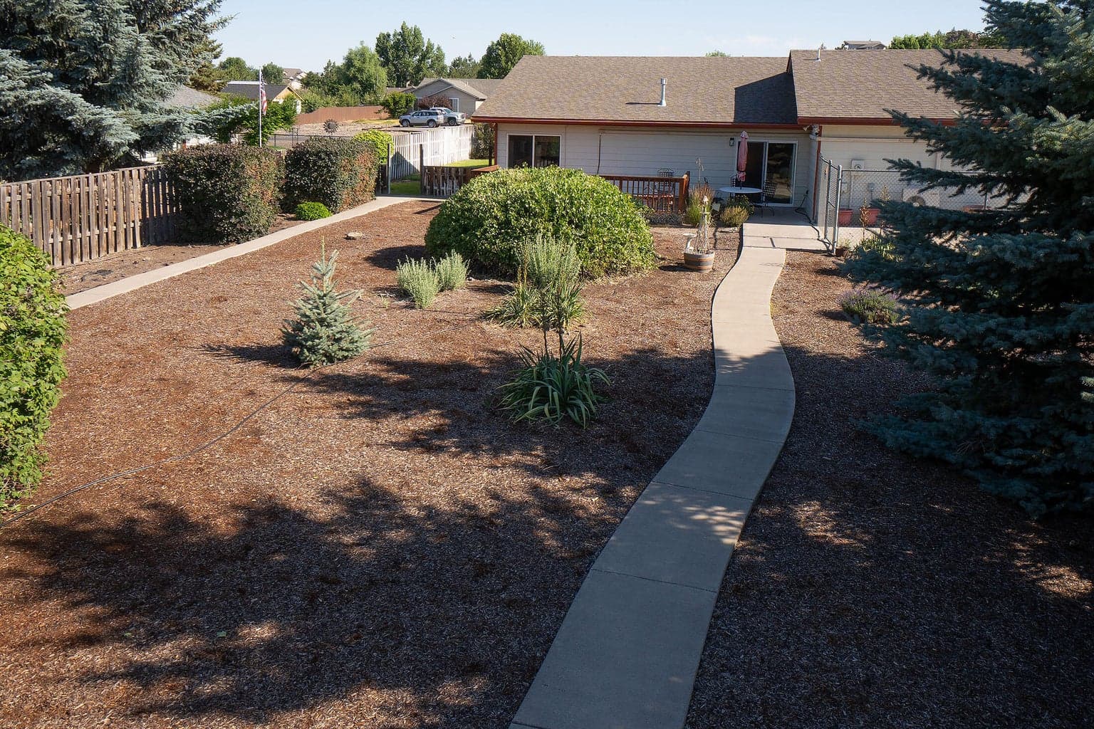 SE side-yard