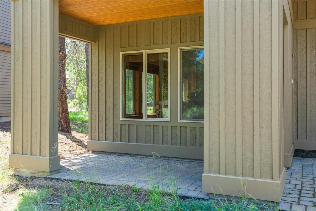 Photo of 57670 Cottonwood Lane 36 of 41