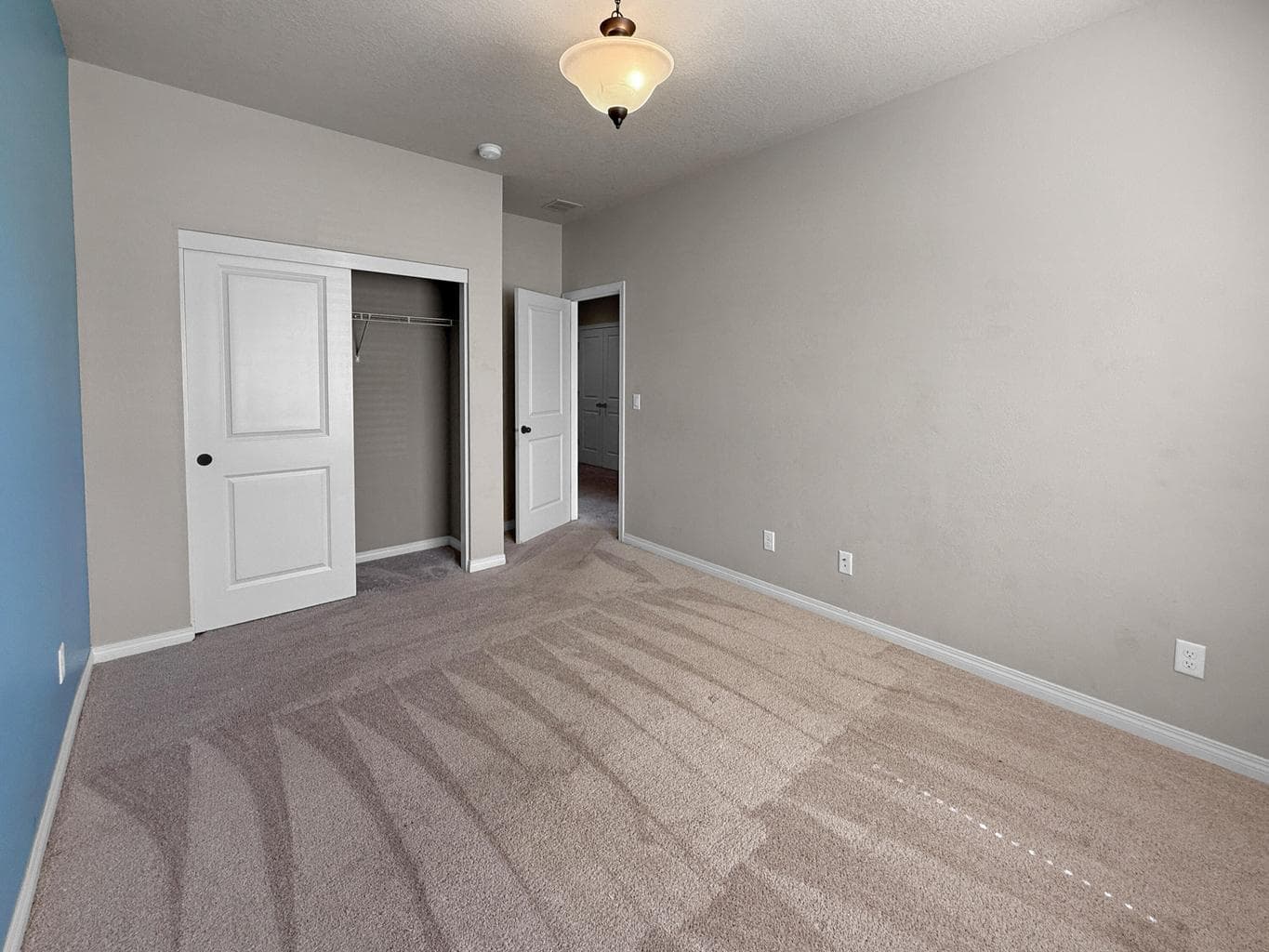 Photo of 2773 SW 50th Street 18 of 38