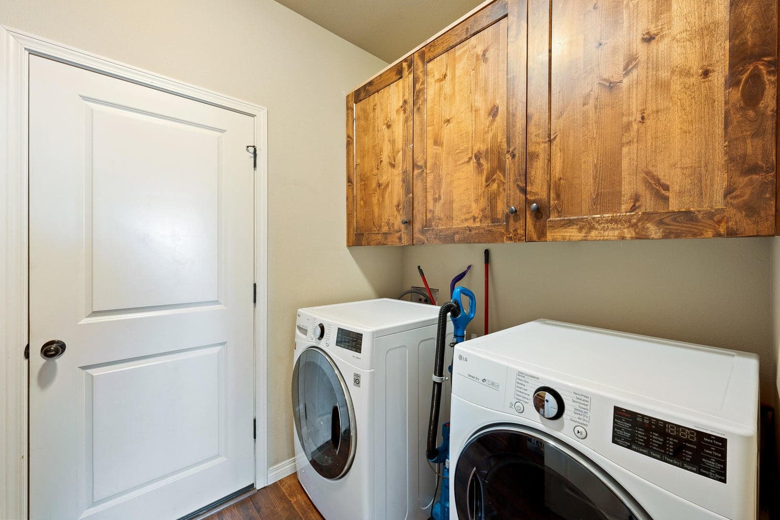 Photo of 2773 SW 50th Street 24 of 38
