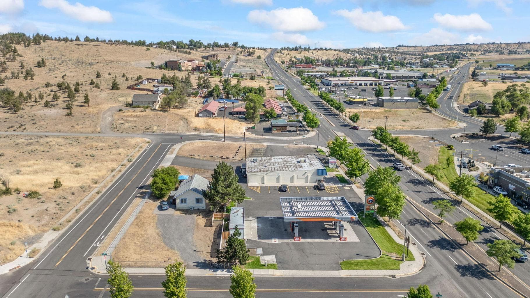 Photo of 268 N 5th Street 27 of 37