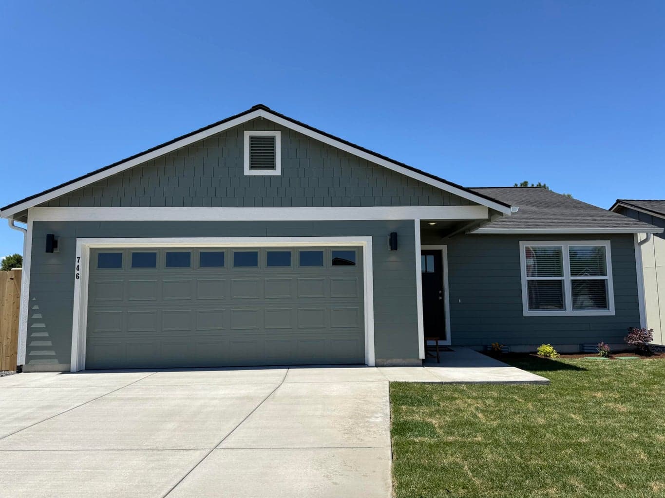 Photos of similar model. Elevation and finishes may vary