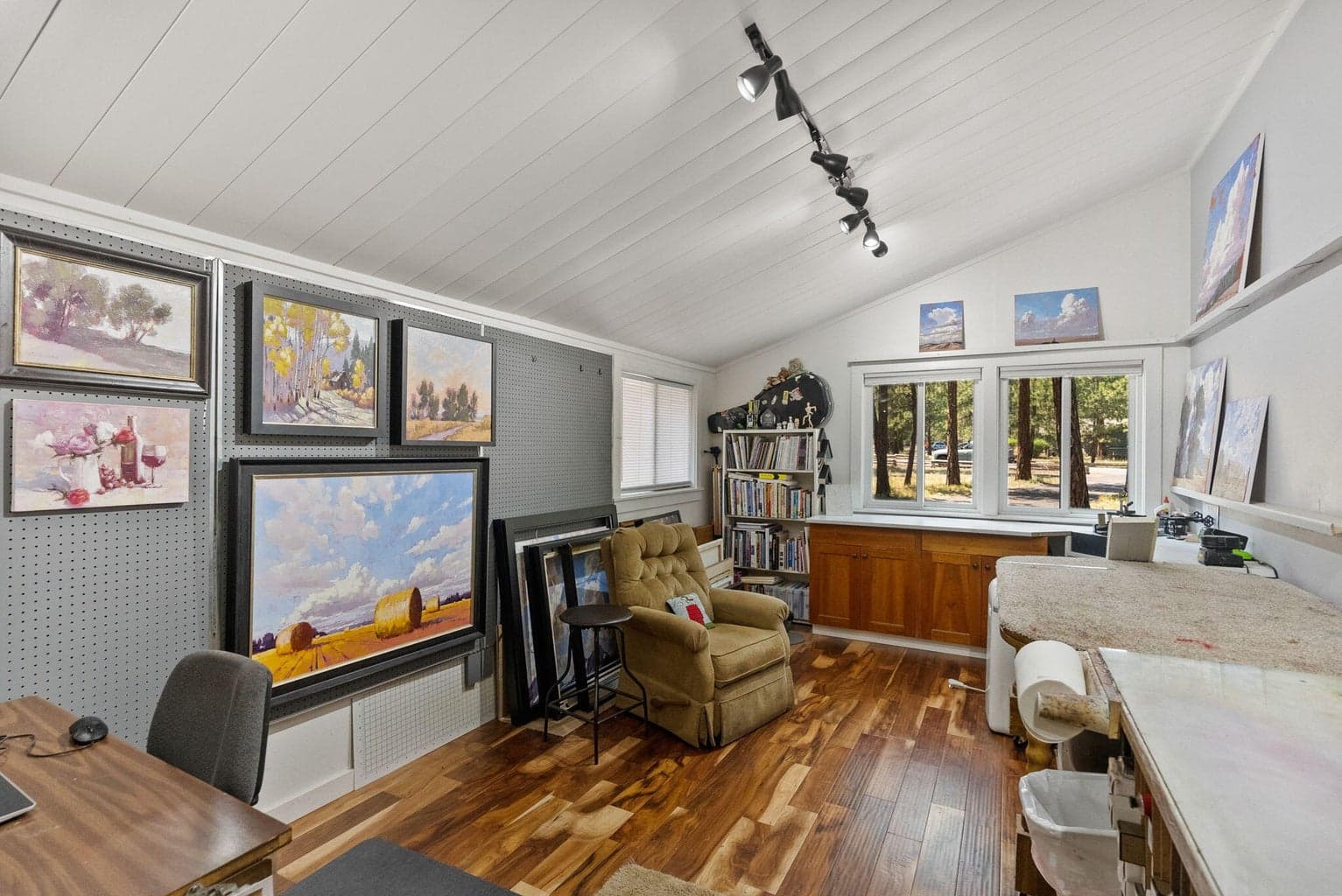Photo of 69382 Tollgate Road 24 of 49