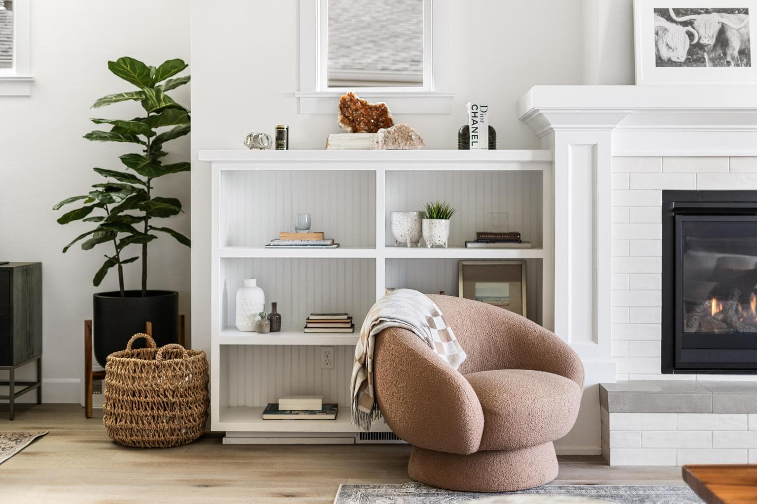 Built ins throughout