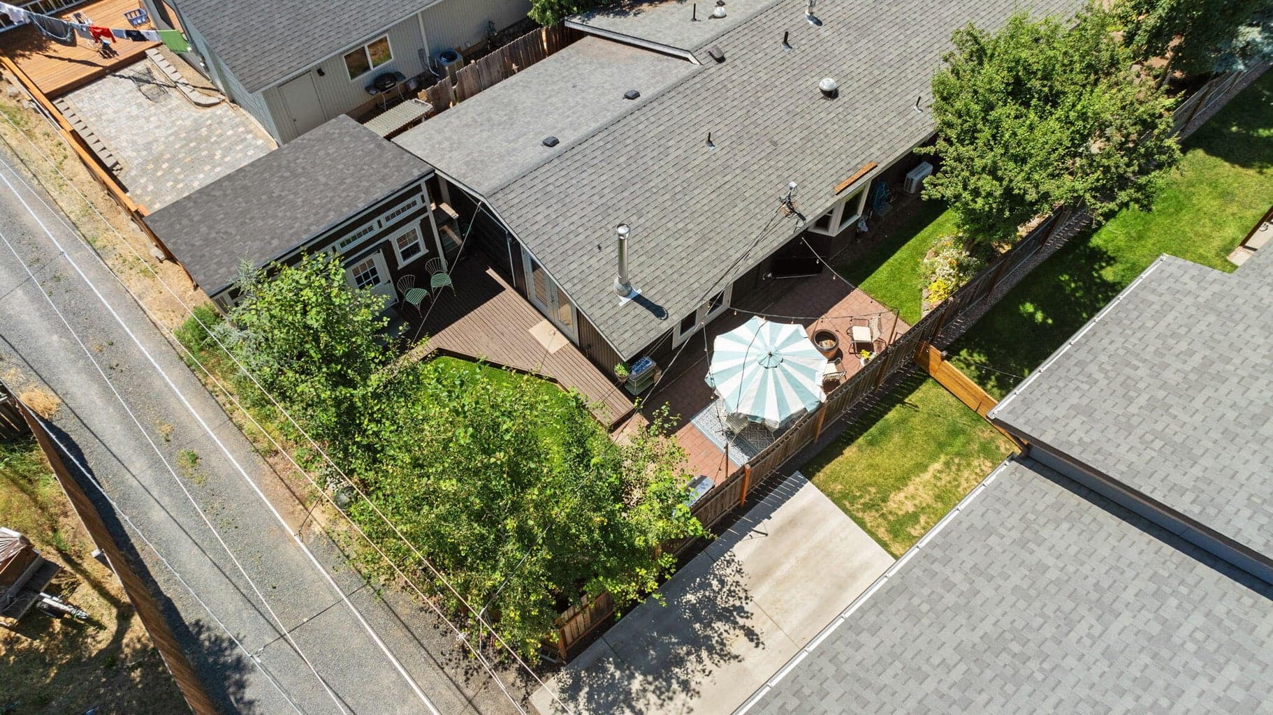 Photo of 820 NW 12th Street 34 of 50