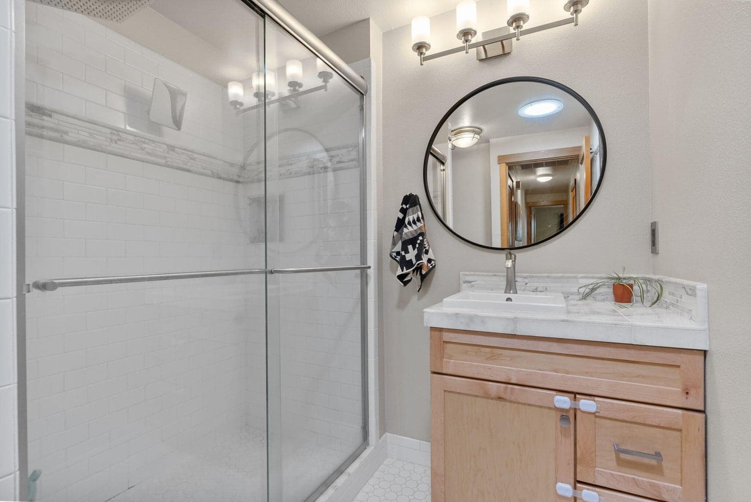 Photo of 820 NW 12th Street 22 of 50