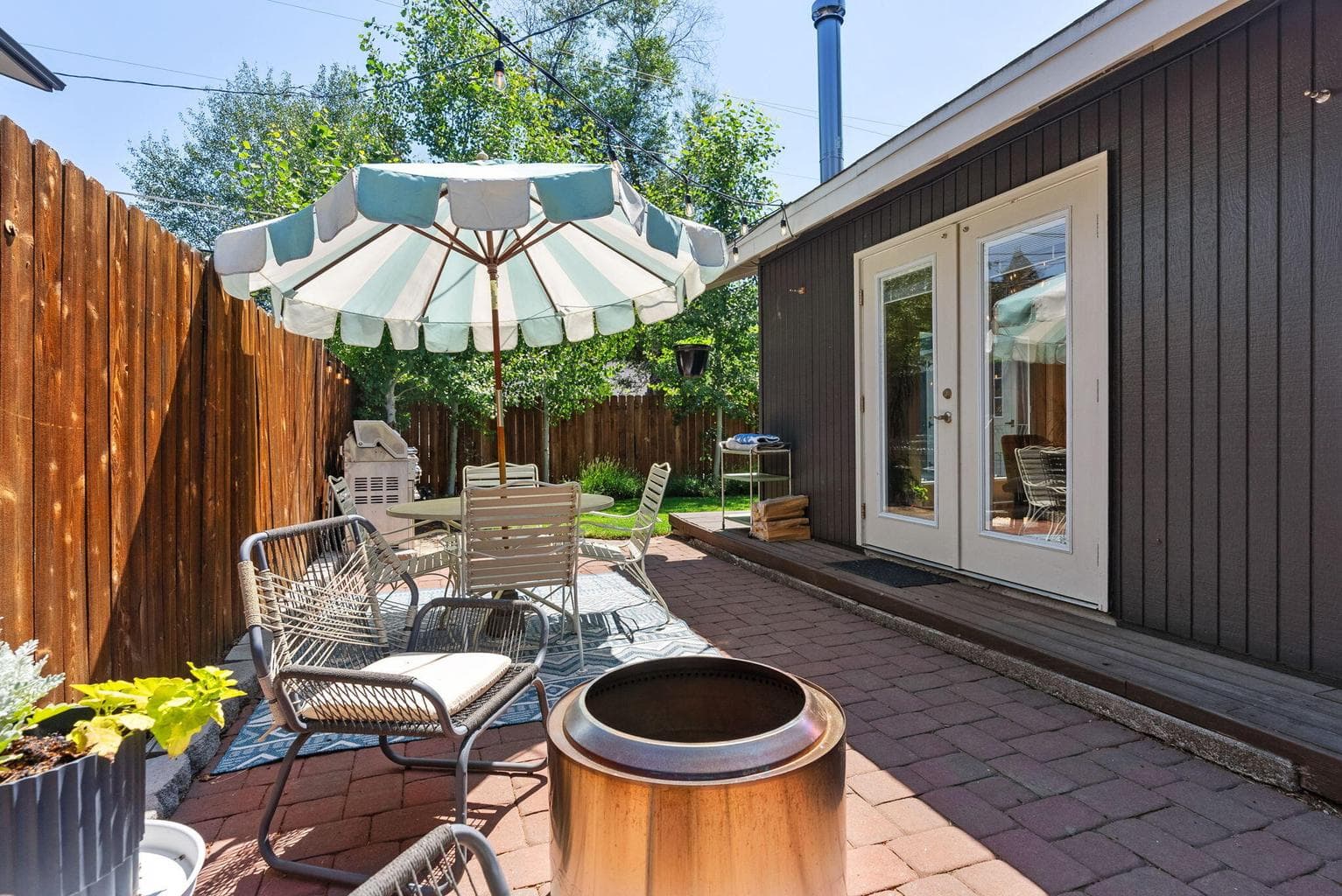 Photo of 820 NW 12th Street 23 of 50