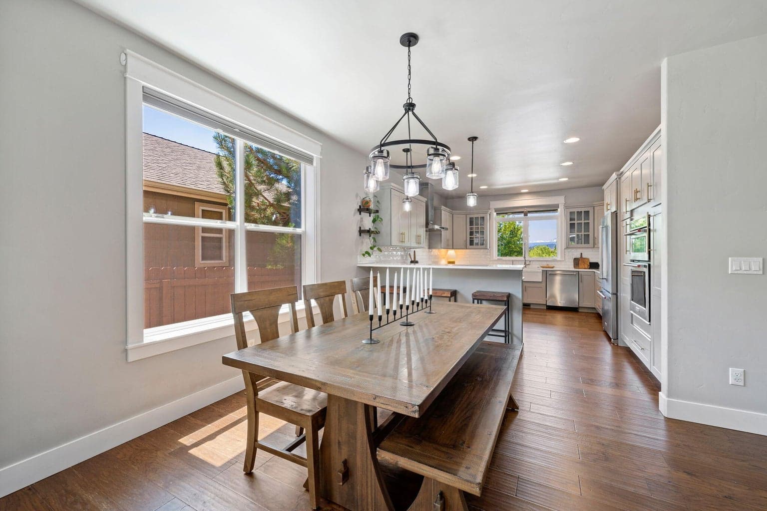 Photo of 2044 NE Altura Drive 11 of 64